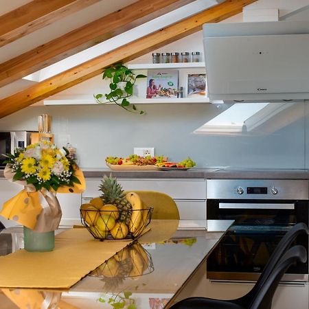אומיס Lighthouse Central Apartments מראה חיצוני תמונה