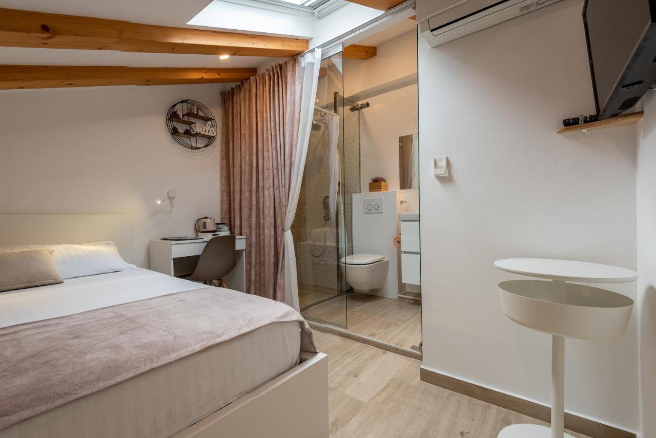 אומיס Lighthouse Central Apartments מראה חיצוני תמונה