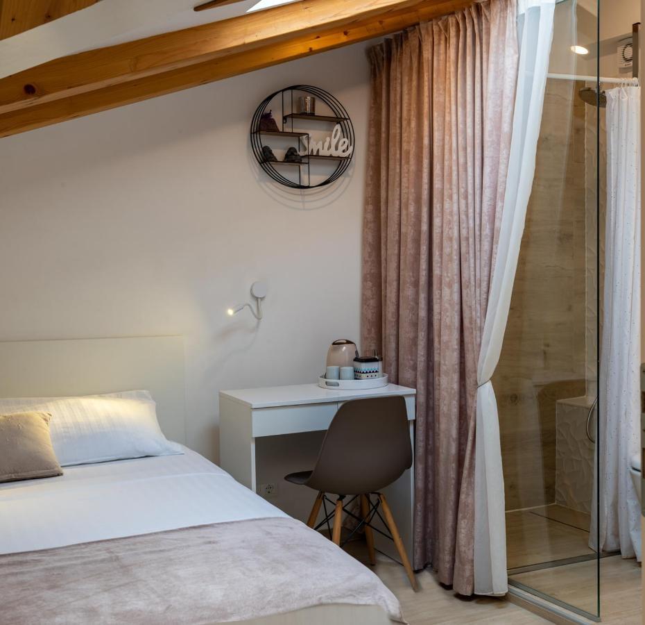 אומיס Lighthouse Central Apartments מראה חיצוני תמונה