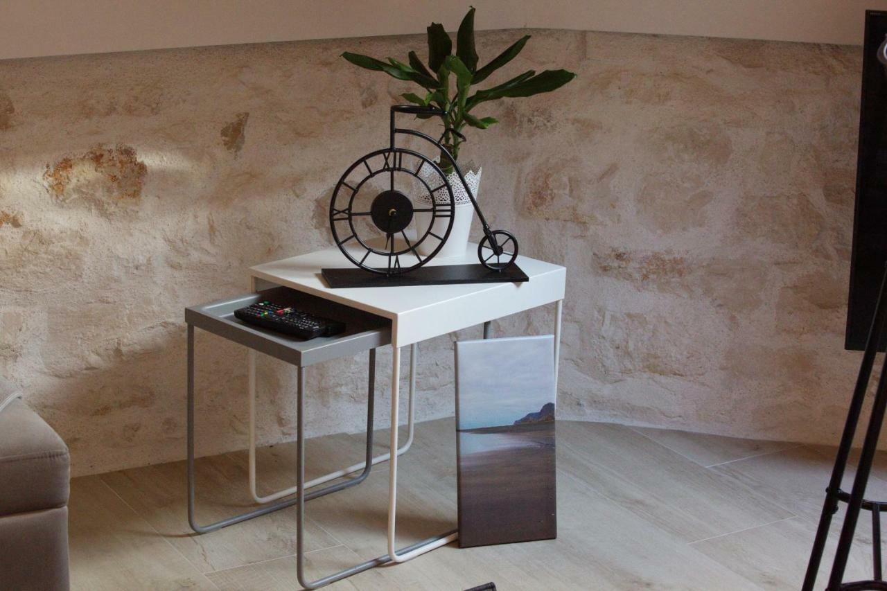 אומיס Lighthouse Central Apartments מראה חיצוני תמונה